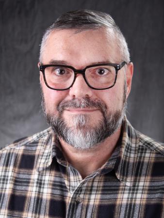 Everett J Steinbarger