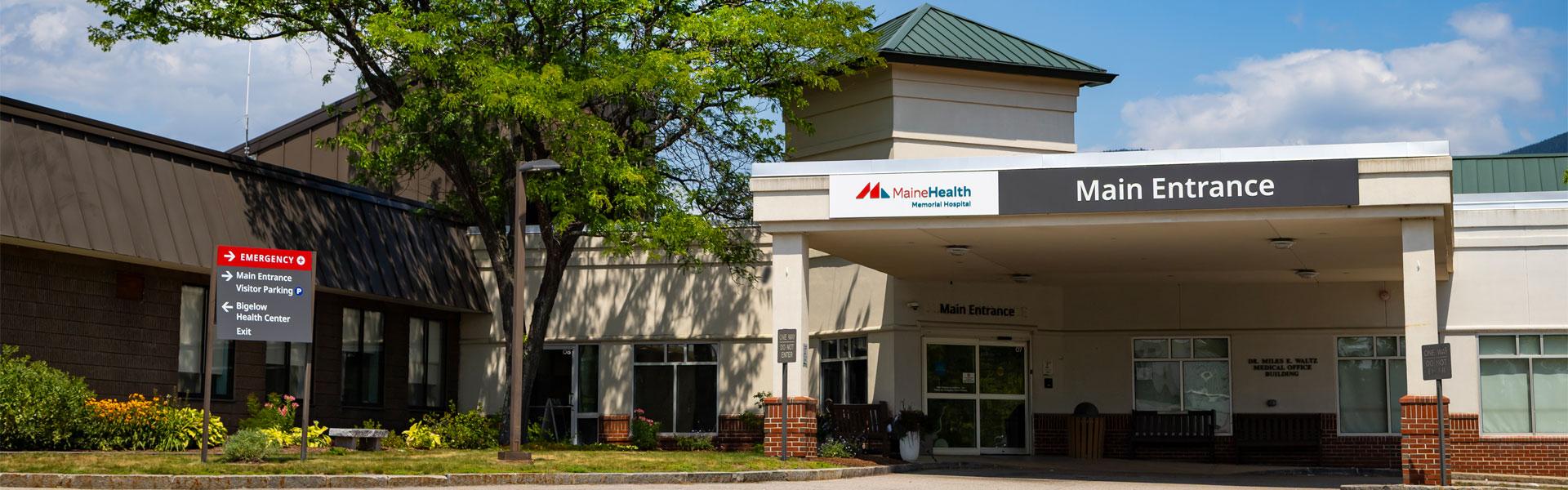 The main entrance of MaineHealth Memorial Hospital