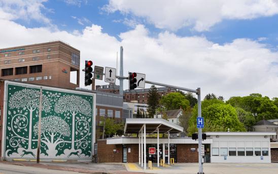 An exterior view of the MaineHealth Food Pantry at 950 Congress Street in Portland