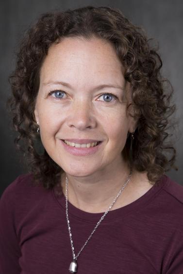 Cynthia L Robbins