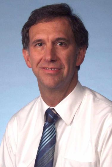 Brad M Cushing