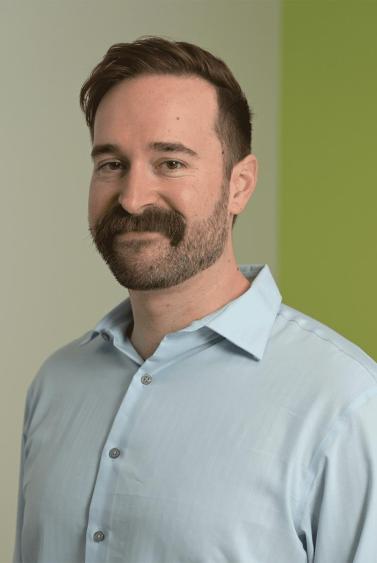 William L Akard