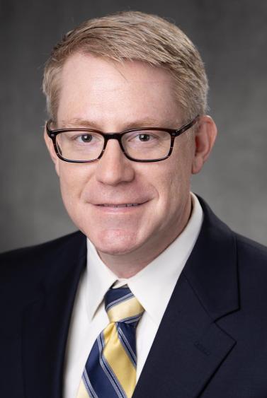 Scott T Robinson
