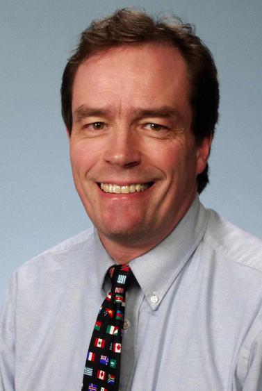Eric C Larsen