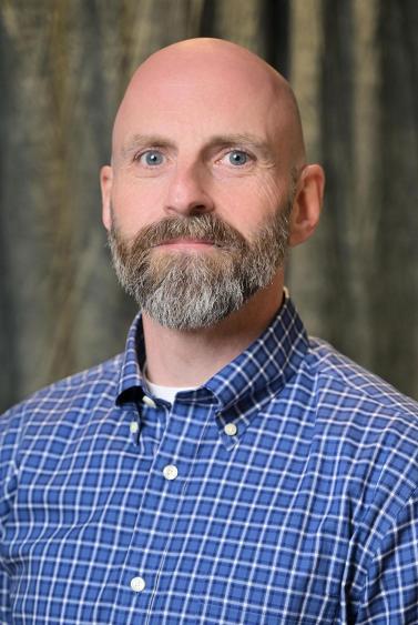 Daniel G Kloda