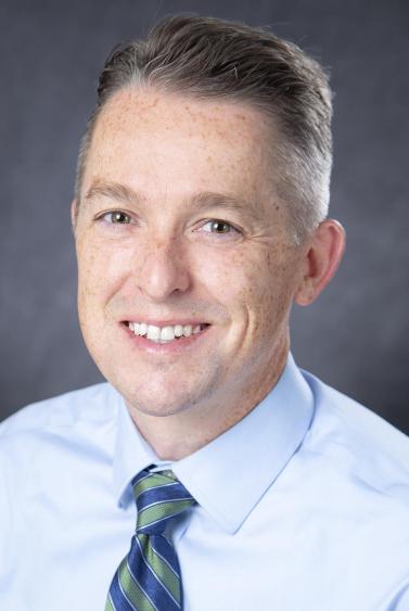 Mark J Neavyn