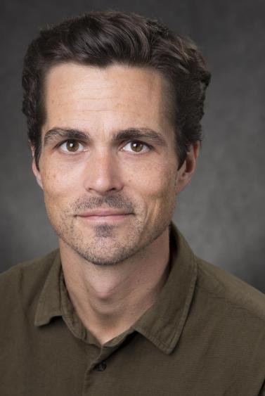 Byron L Marshall