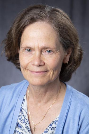 Anne M Merra